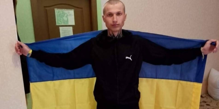 На Тернопільщині урочисто зустріли військового