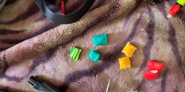 Тернополянин зберігав та збував наркотики