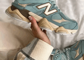 жіночі кросівки