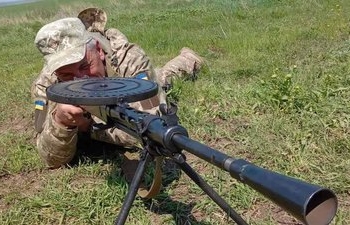 Байкер з перших днів пішов на фронт