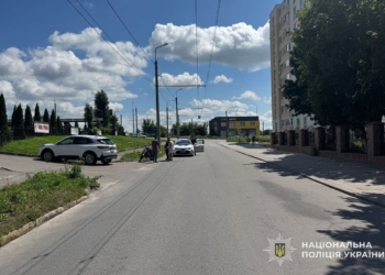 Неповнолітній водій спровокував ДТП