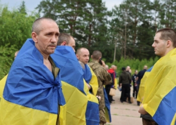 З ворожого полону повернулися двоє захисників