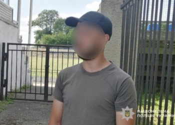 У Підволочиську племінник побив тітку