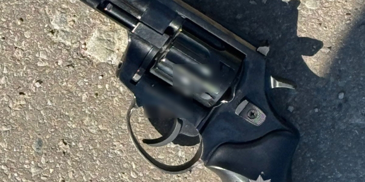 На території лікарні чули стрілянину