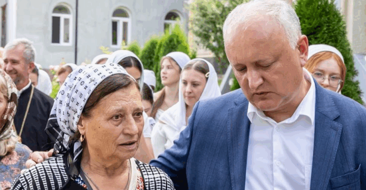 Ігор Додон відвідав у Молдові монастир РПЦ