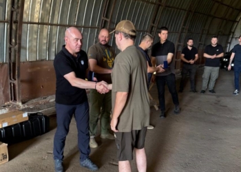 Сергій Надал вручив відзнаки воїнам 105 бригади