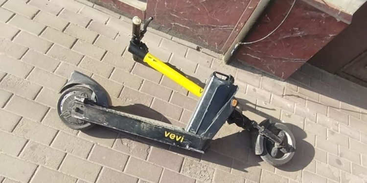 Електросамокати в Тернополі перетворюються на мішень