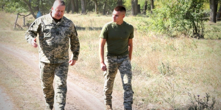 Два покоління танкістів