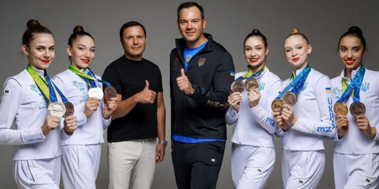 Креатор-Буд святкує золото українських гімнасток