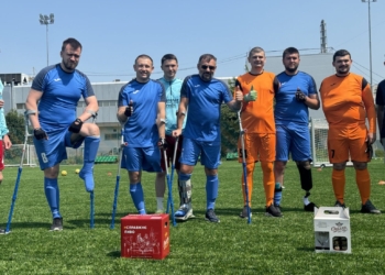 Опілля підтримує ампфутбольну команду