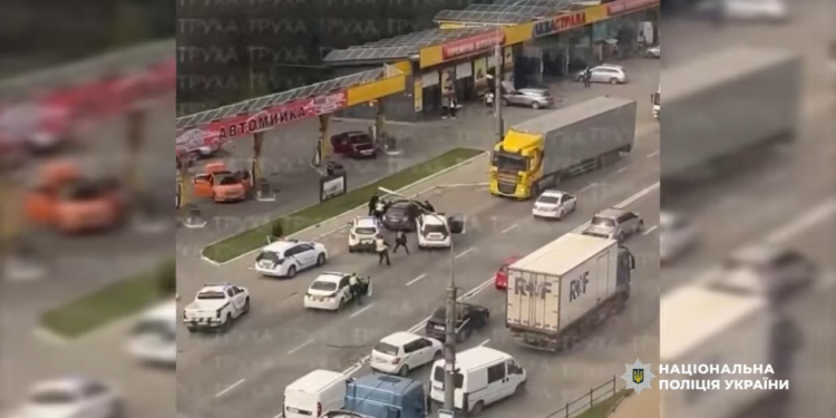 У Тернополі втікач спричинив ДТП