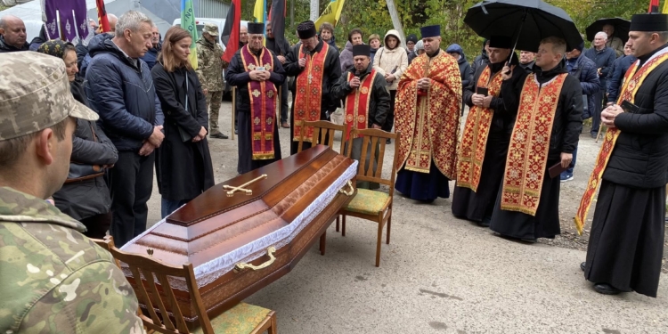 У Козові попрощалися із Віталієм Саніцьким
