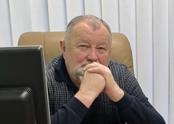 Заяву про звільнення написав Михайло Апостол
