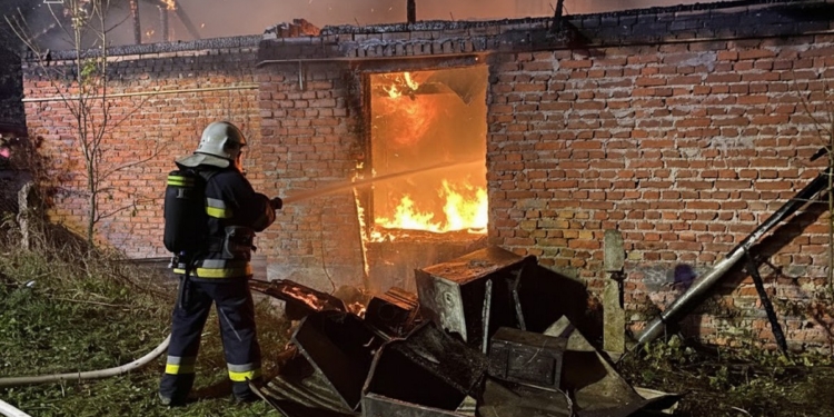 Минулого тижня рятувальники ліквідували 12 пожеж
