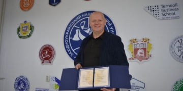 Міський голова Збаража здобув ступінь доктора філософії