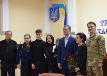 У Тернопільській прокуратурі вшанували подвиг колеги