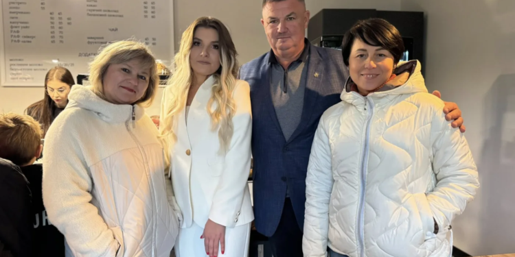 У Великих Гаях розпочала історію цікава кавʼярня