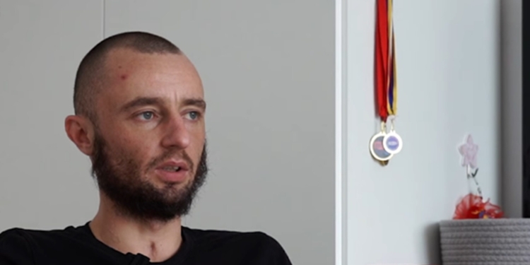 Захисник повернувся до життя після 194 операцій