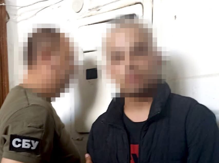 Паліям військових авто на Тернопільщині загрожує 10 років позбавлення волі