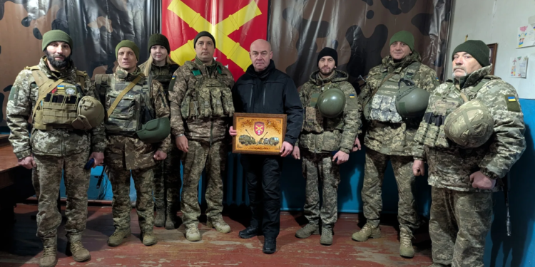 Сергій Надал на фронті передав обладнання для захисників