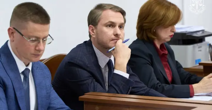 Генеральний прокурор Руслан Кравченко.