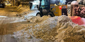 Комунальники Тернополя вивезли з вулиць 1800 м³ снігу