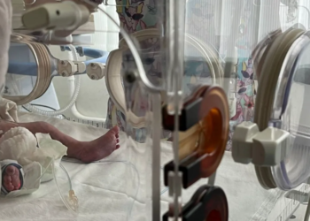 У Тернополі в під’їзді знайшли немовля