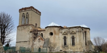 Експерти з Польщі продовжують рятувати Підгаєцький костел