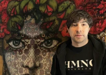 Художник створює унікальні кaртини зі стaрих килимів