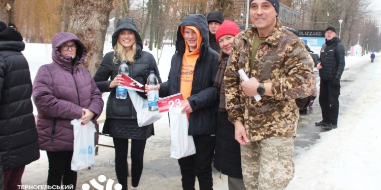 На Острівці закоханих збирали кошти для ЗСУ