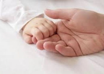 Медики продовжують боротьбу за здоров’я покинутого немовля