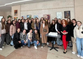 У ТНПУ презентували інклюзивну виставку «Замки Тернопілля»