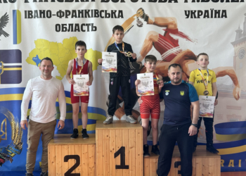 Тріумф на килимі: тернопільські борці здобули 11 нагород на всеукраїнському турнірі у Болехові