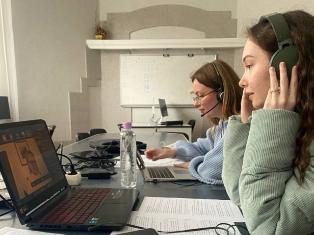 Співпраця факультетів ТНПУ: магістранти-перекладачі працювали на міжнародній гостьовій лекції