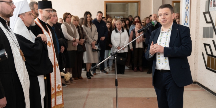 86-річчя ТНПУ ім. В. Гнатюка: відкриття Стели пам’яті героїв та урочиста академія за участі начальника ОВА