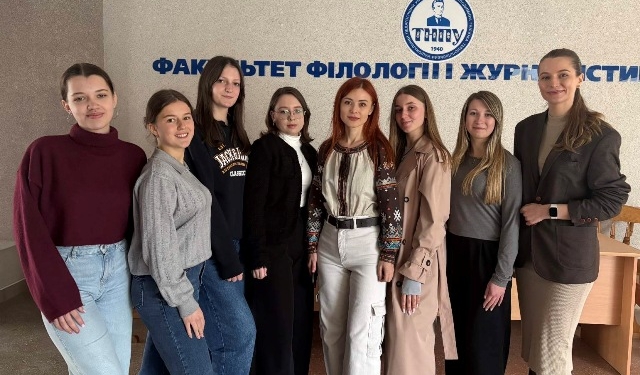 Творча зустріч із Зоряною Биндас у ТНПУ: від дитячих казок до фронтових історій