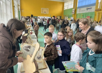 Фестиваль «ЧИТАЄМО в 10-ій» у Тернополі: як шкільна подія об’єднала громаду навколо сучасної літератури