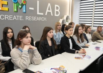Майбутнє за STEM: у Західноукраїнському національному університеті нагородили юних інноваторів