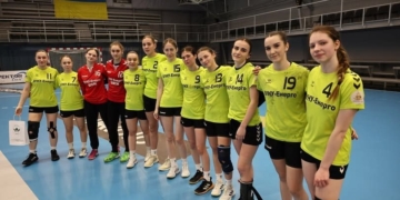 Срібний тріумф у Вищій лізі: гандболістки ЗУНУ стали віцечемпіонками України