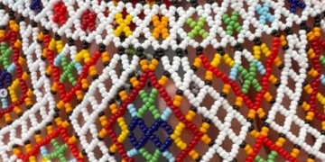 Тернополянка Діана Шрамов’ят отримала стипендію Президента України за досягнення у бісероплетінні