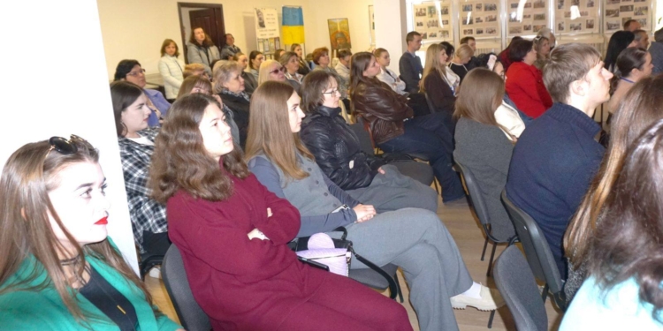 У Тернополі презентували тисячі цифрових доказів та хроніку 1250 днів протистояння