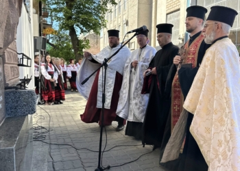 День пам'яті жертв політичних репресій: міський голова Тернополя Сергій Надал звернувся до громади