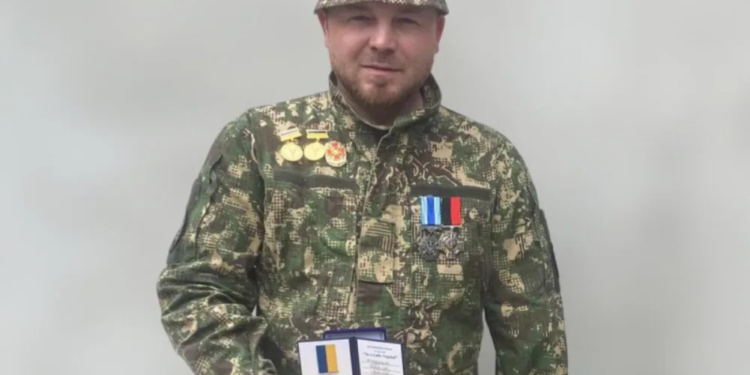 Військовий з Гусятинщини Василь Кондрат нагороджений відзнакою Президента України