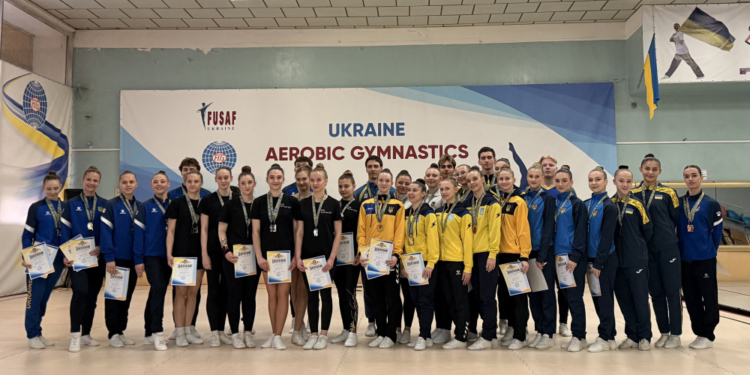 Успіх на всеукраїнському рівні: тернопільські атлетки завоювали срібло чемпіонату України