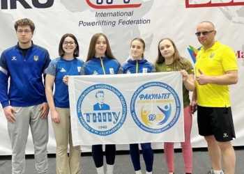 Тріумф у Варшаві: студентки ТНПУ завоювали медалі на Чемпіонаті світу з жиму лежачи