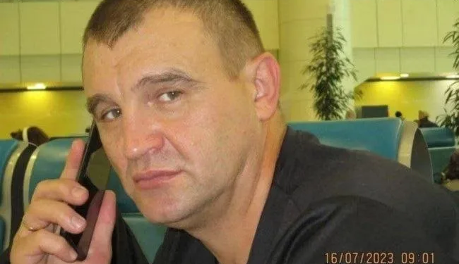 Ідентифіковано російського тюремного лікаря «Коновала», який катував українських полонених у Пакіно