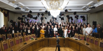 Випускники ЗУНУ отримали дипломи з ІТ-технологій