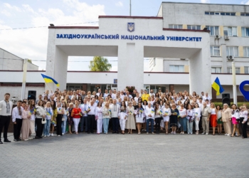 Народжена бути вільною: патріотична акція у ЗУНУ