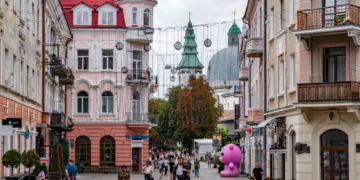 Чіткі правила для підприємців та захист архітектури: у Тернополі обговорюють Дизайн-код «Вивіски»