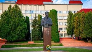 Грошова допомога випускникам ТНПУ: як отримати виплати